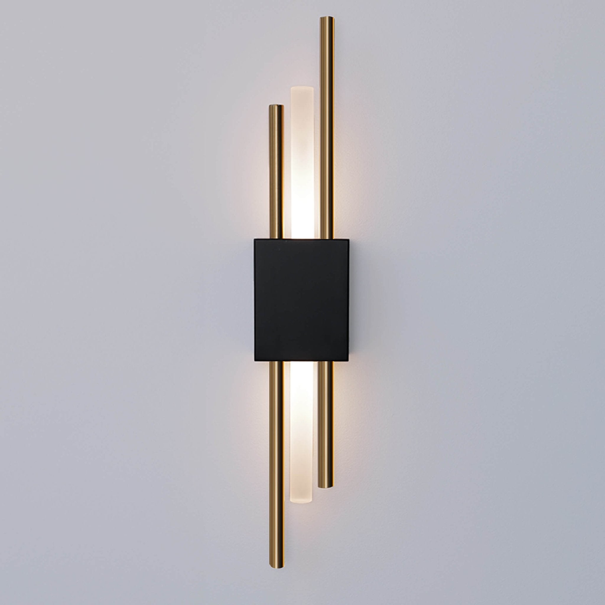 Glitch • Black & Gold • Battery • 2 Pack - 0 - Haus of Interiors