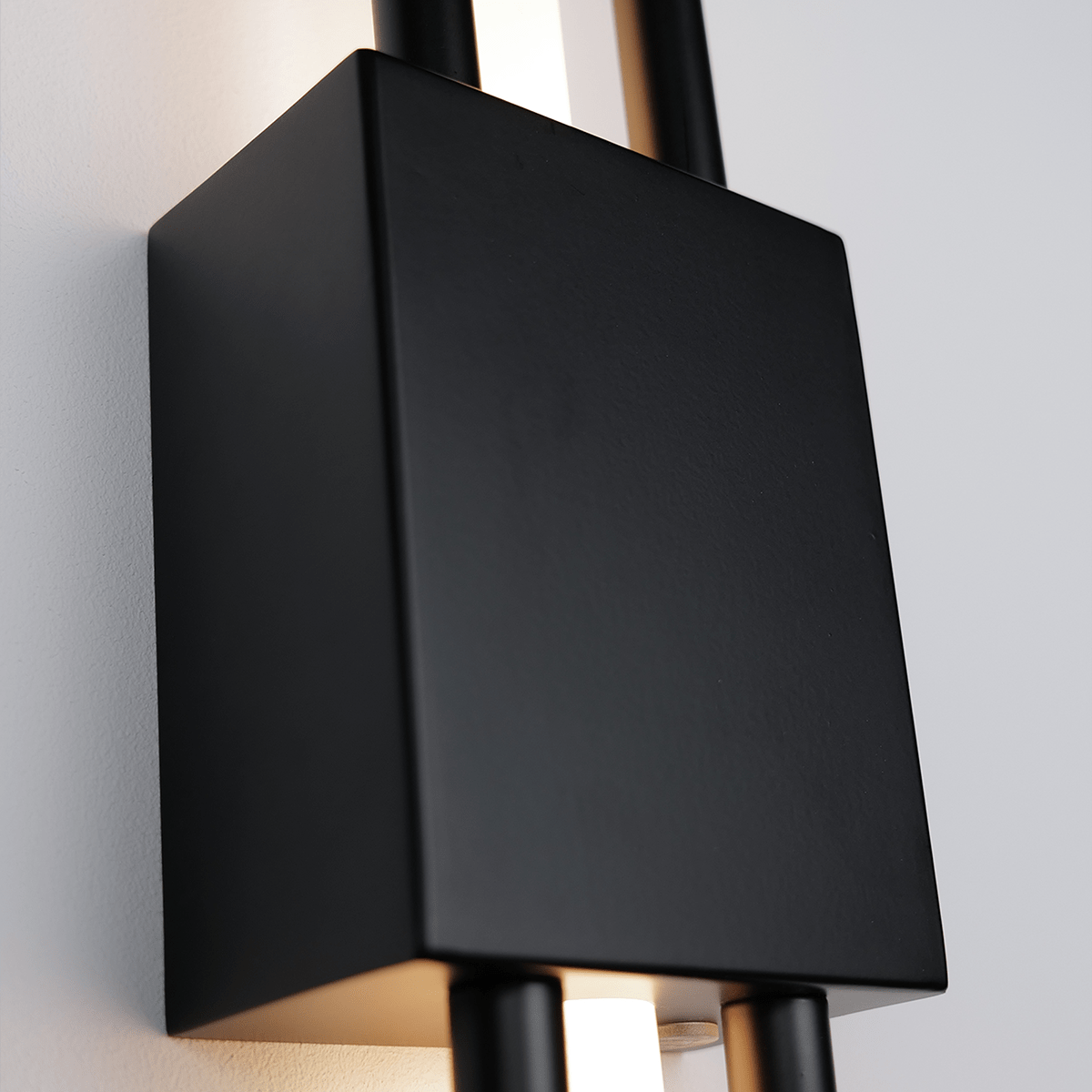 Glitch • Black • Hard - Wired • 2 Pack - 0 - Haus of Interiors